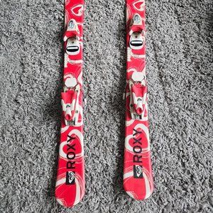 Youth skis